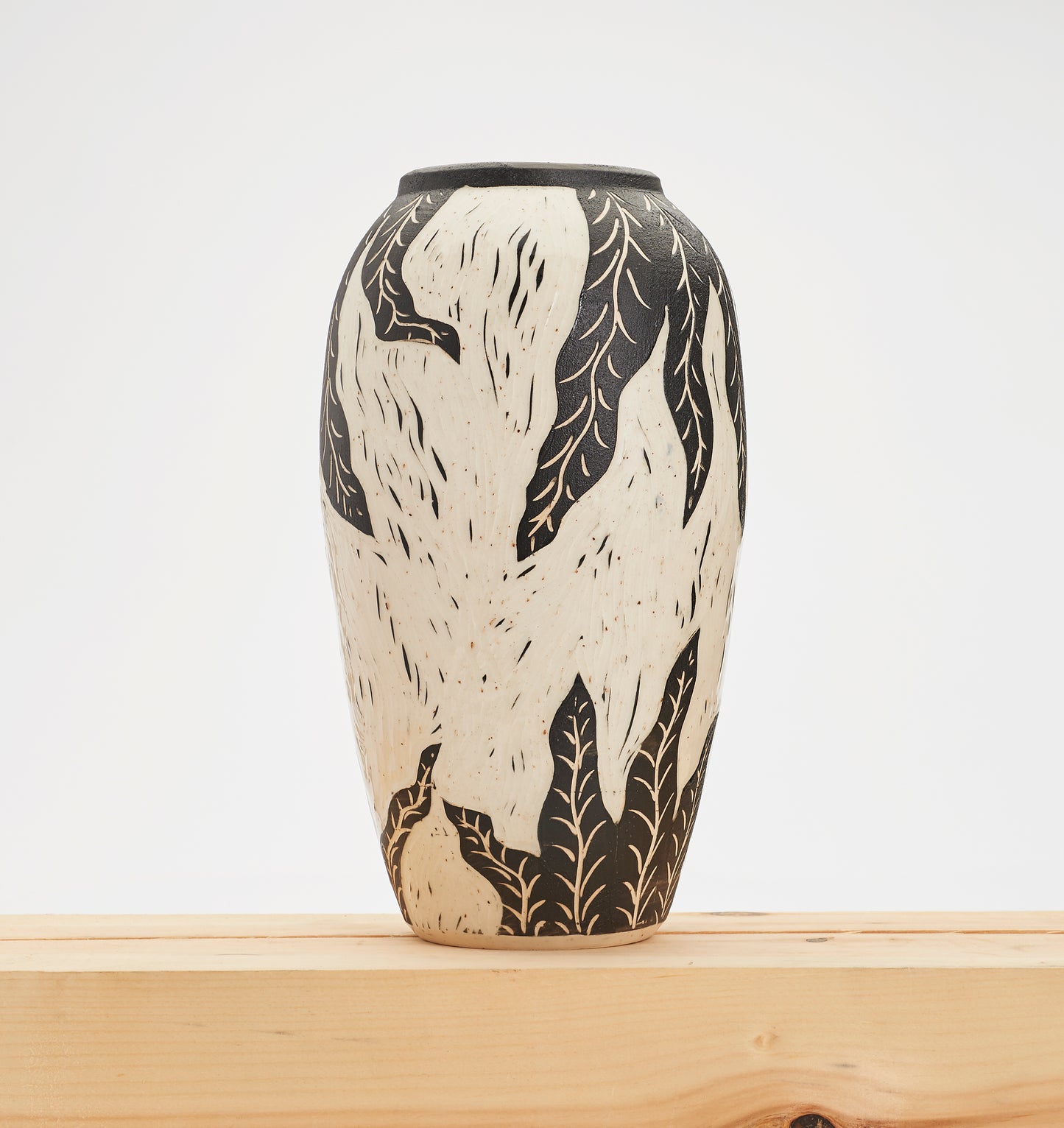Mega Jar with Leaf Pattern