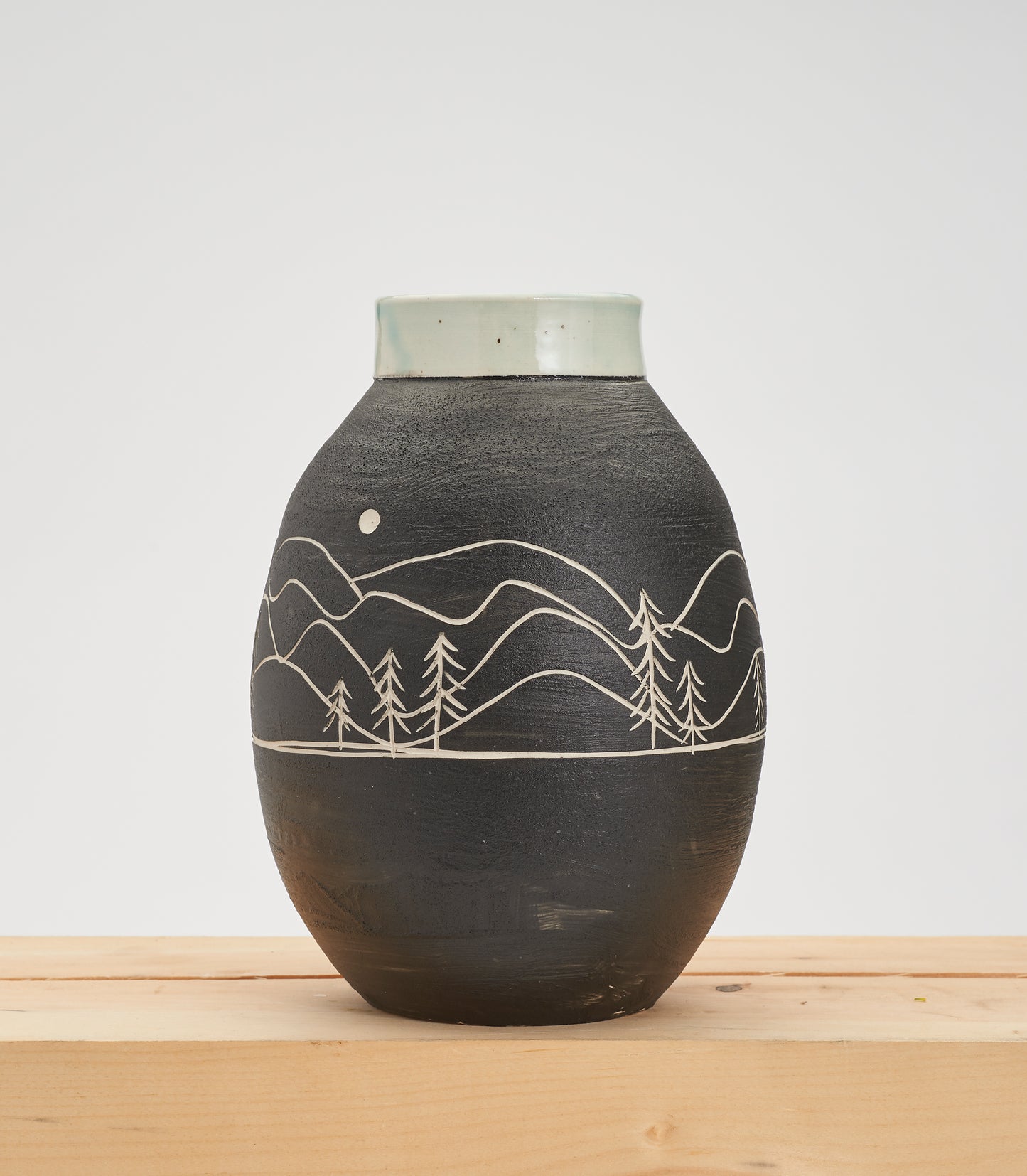 Medium Vase with Matt Black Surface and Wakefield Carving